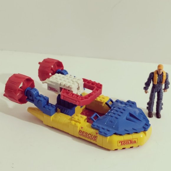 Vintage Tonka Ocean Rescue Boat with Action Figure - Picture 1 of 10